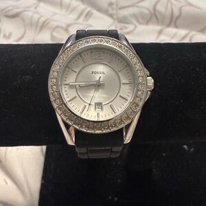 Fossil Elegant Silver Watch with Silicone Black Strap and Crystal Bezel